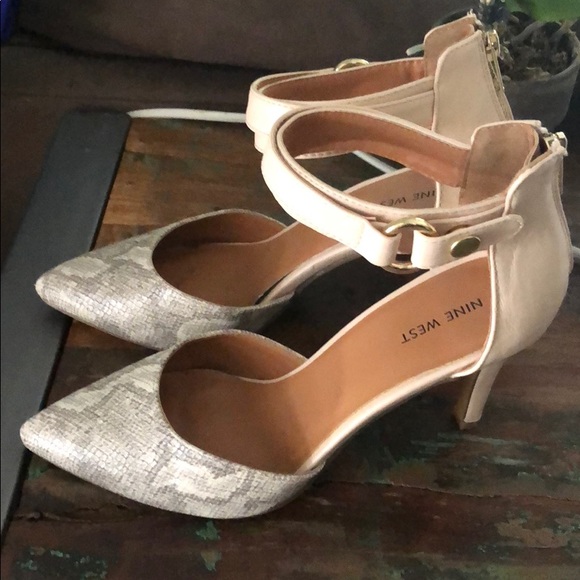 nine west pumps